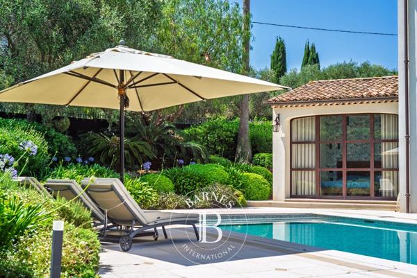 Biot, Villa 5 Chambres -  227 m² à vendre