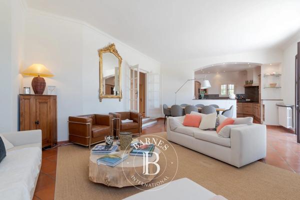 Biot, Villa 5 Chambres -  227 m² à vendre