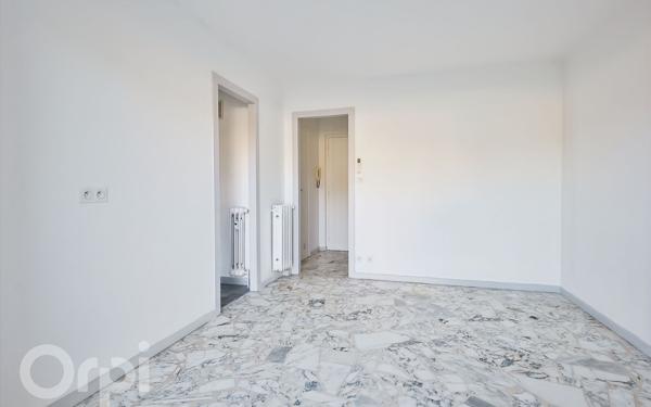 Appartement à vendre    1 pièce • 23 m2 Le Cannet