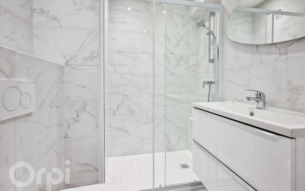 Appartement à vendre    1 pièce • 23 m2 Le Cannet