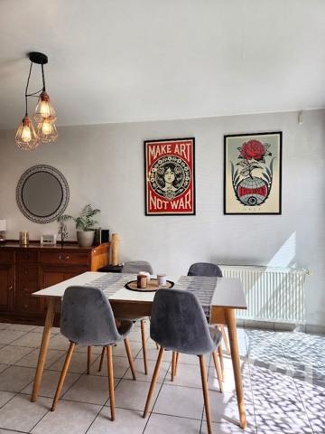 Appartement T4 à vendre  4 pièces - 92,36 m 2   LYON  - 69005