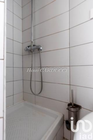 Appartement 1 pièce de 13 m² à Paris (75017)