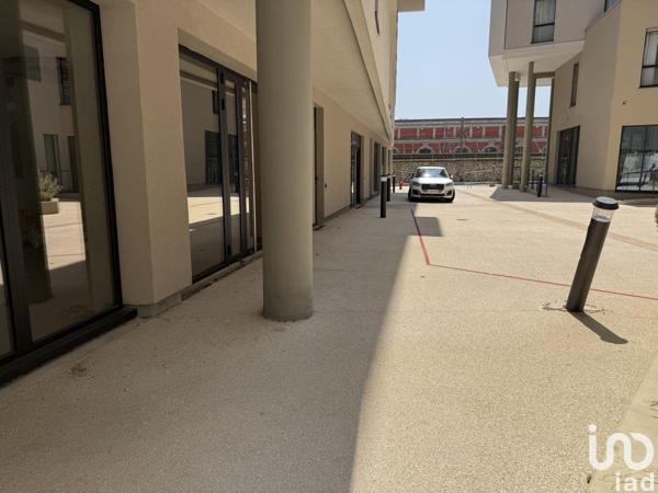 Location atelier 112 m² Toulon