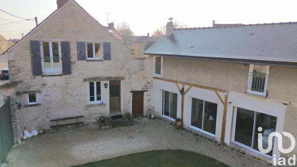 Maison 7 pièces de 209 m² à Milly-la-Forêt (91490)