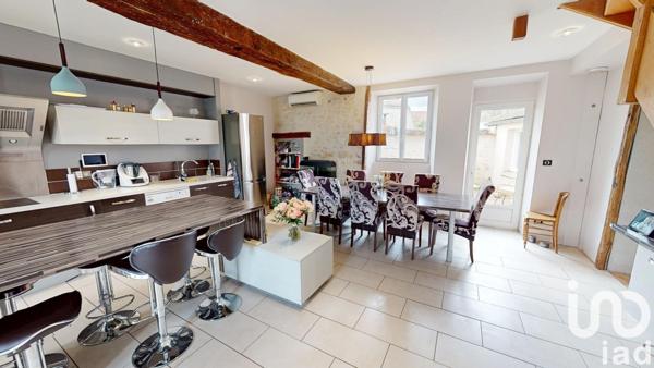 Maison 7 pièces de 209 m² à Milly-la-Forêt (91490)