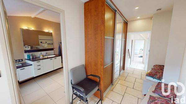 Maison 7 pièces de 209 m² à Milly-la-Forêt (91490)