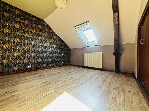 À vendre Chamboulive propriété en pierre, à proximité de Seilhac.