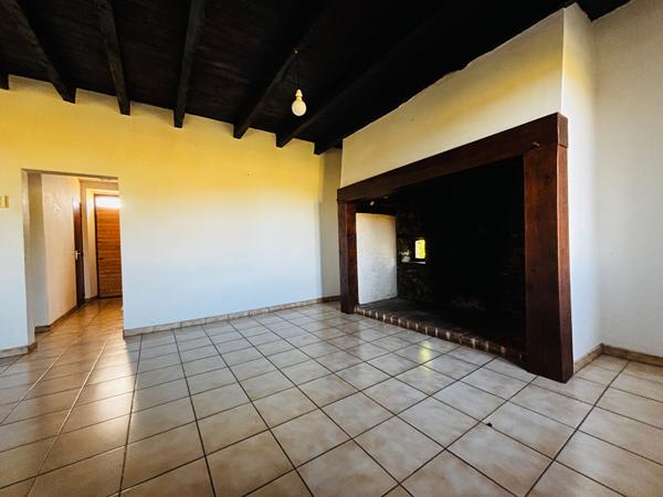 À vendre Chamboulive propriété en pierre, à proximité de Seilhac.