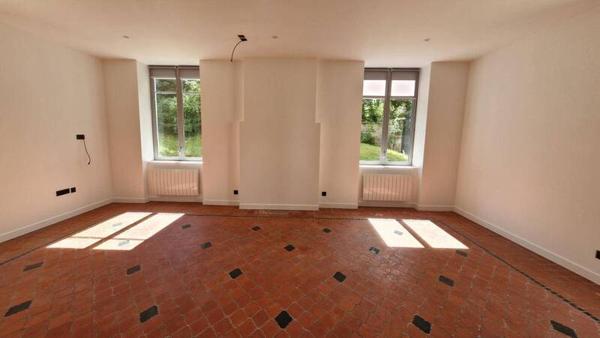 Appartement 4 pièces                                        - 69410 Champagne-au-Mont-d'Or Réf : 4307