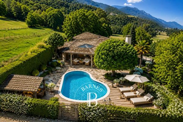 Le Bourget-du-Lac, Maison 7 Chambres -  320 m² à vendre