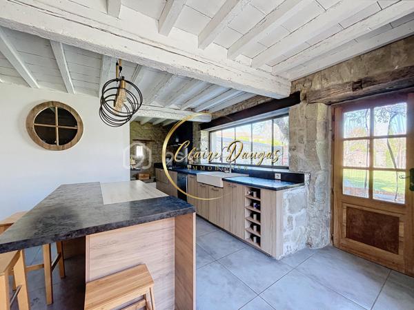 Maison en pierre de 250 m²