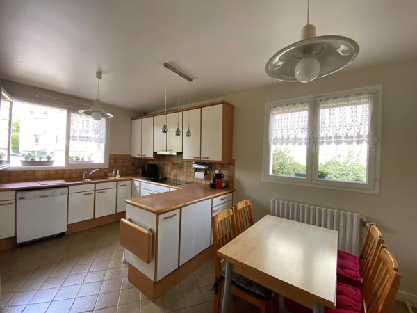 MAISON SAINT-MICHEL-SUR-ORGE 167 m2