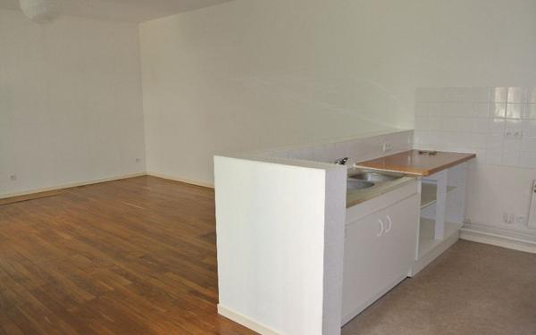 Appartement à louer    3 pièces • 86,70 m2 Montluçon