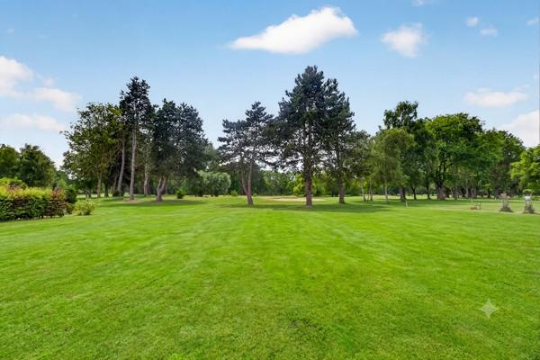 Maison 1er rang Golf de Brigode 4 chambres + Bureau