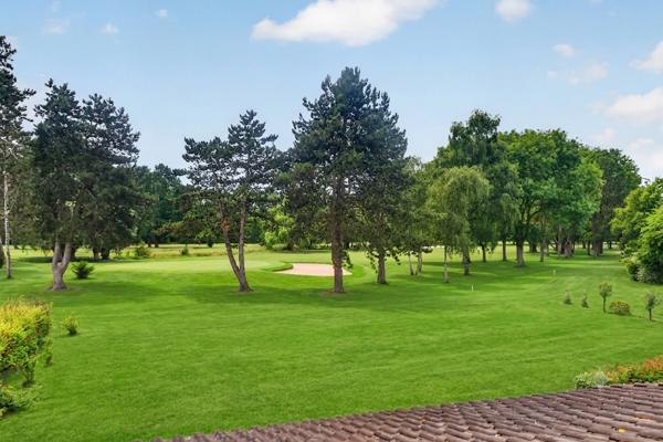 Maison 1er rang Golf de Brigode 4 chambres + Bureau