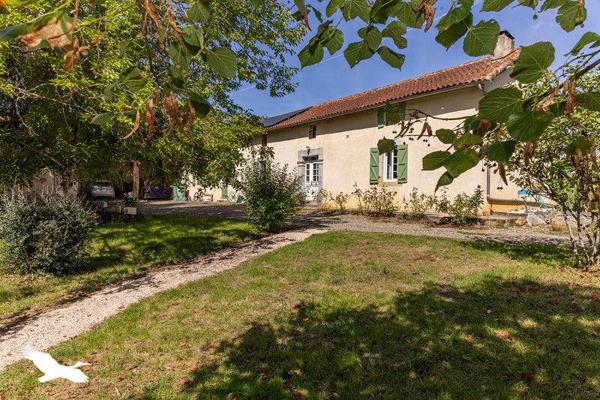 Maison à vendre |  Sénac |  6 pièces | 180 m²