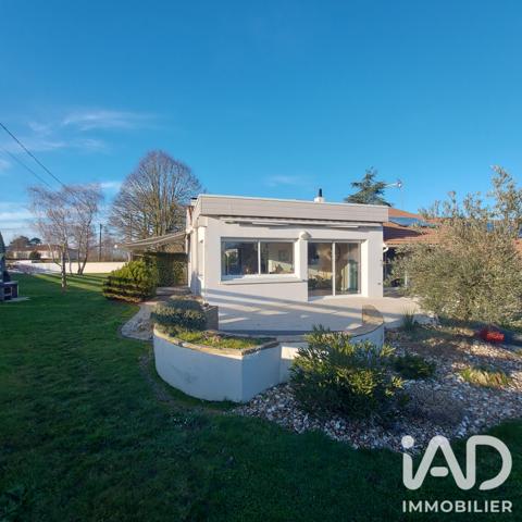 Maison à vendre 6 pièces 149 m² Cholet