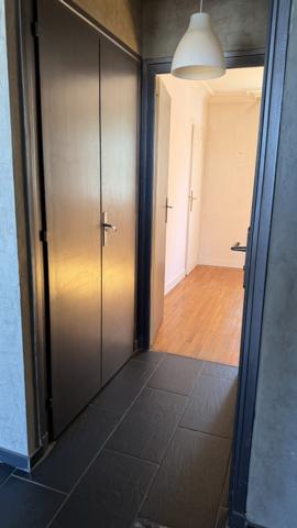 F3 DE 53 M2 À ST ETIENNE MONTAUD