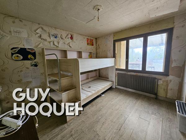 **SAINT-VALLIER ? Maison familiale sur terrain arboré de 2 091 m²**