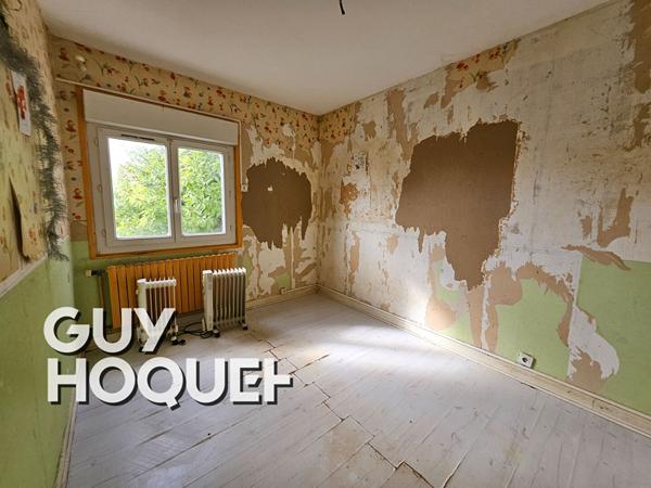 **SAINT-VALLIER ? Maison familiale sur terrain arboré de 2 091 m²**