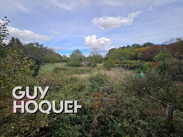 **SAINT-VALLIER ? Maison familiale sur terrain arboré de 2 091 m²**