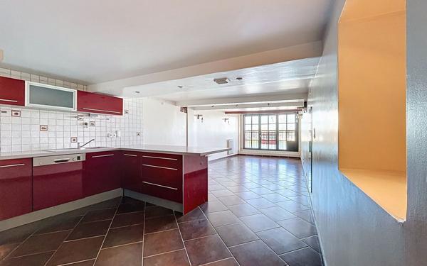 Appartement à vendre    3 pièces • 78,79 m2 La Rochelle