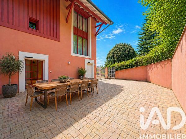 Location maison 8 pièces 348 m² Chens-sur-Léman