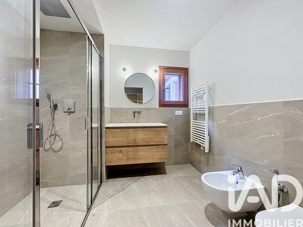 Location maison 8 pièces 348 m² Chens-sur-Léman