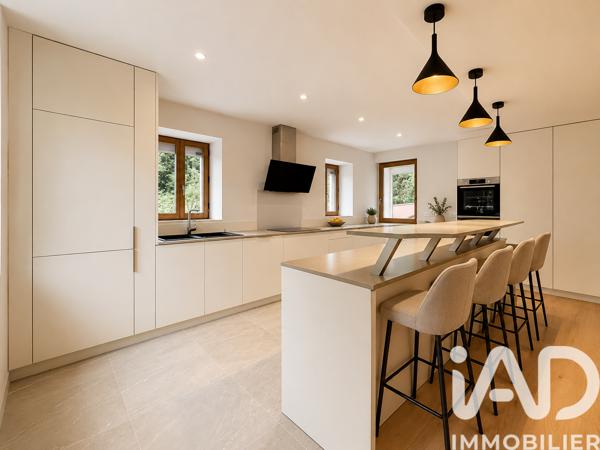 Location maison 8 pièces 348 m² Chens-sur-Léman