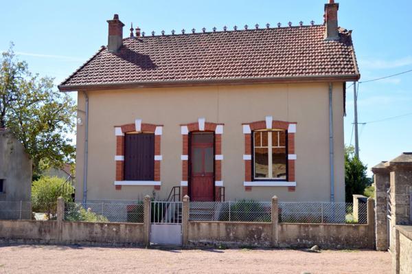 Maison à vendre 4 pièces CIRY LE NOBLE (71)
