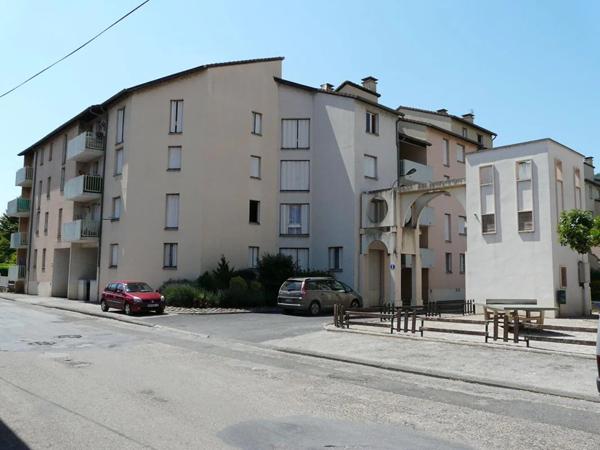 Appartement à louer à Saint-Affrique (12400)