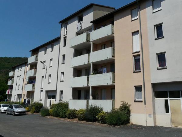 Appartement à louer à Saint-Affrique (12400)