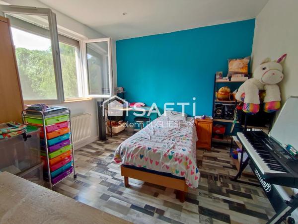 Maison individuelle avec grand terrain