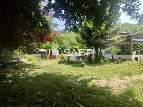 Maison individuelle avec grand terrain