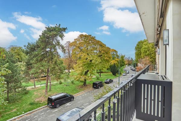Avenue du Maréchal Maunoury luxueux appartement 5 chambres – Vue dégagée sur le Bois de Boulogne