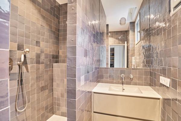 Avenue du Maréchal Maunoury luxueux appartement 5 chambres – Vue dégagée sur le Bois de Boulogne