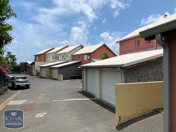 Appartement à louer 4 pièces 77.29m² Saint-Paul (97434)