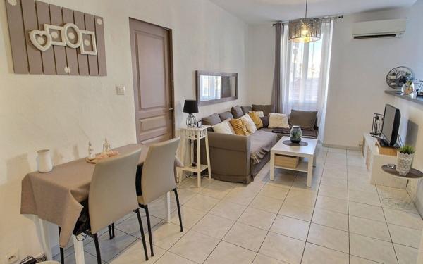 Appartement à vendre    3 pièces • 49,53 m2 Marseille 3