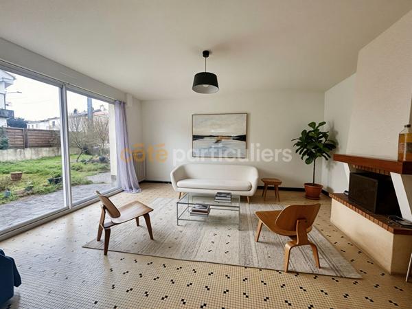 Vente Maison118 m² - 6 Pièces - LA ROCHE SUR YON (85000)