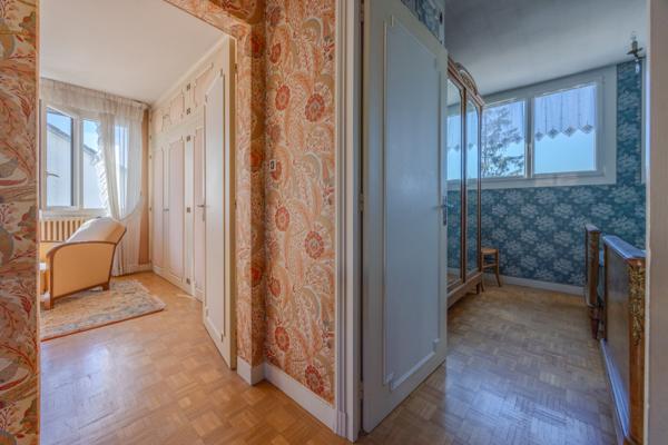 Maison familiale avec jardin