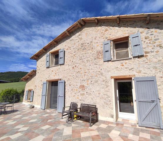 Maison en Pierre de caractére