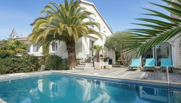 Royan Pontaillac , une villa remarquable !