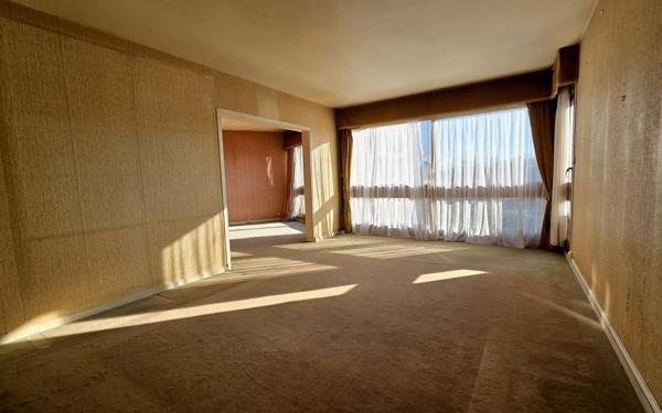 Appartement à vendre    5 pièces •  Ris-Orangis