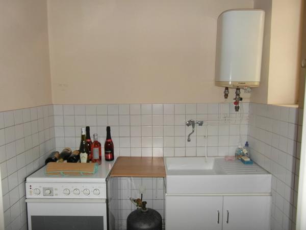 LES MAGNILS REIGNIERS (85) - BEUGNE L'ABBE - ENSEMBLE IMMOBILIER COMPOSE DE 2 MAISONS GARAGE SUR 452M²