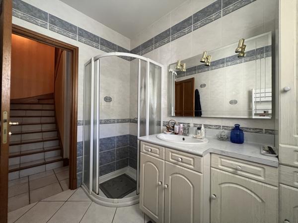 Maison 5 pièce(s) 4 chambre(s) 188.04 m²