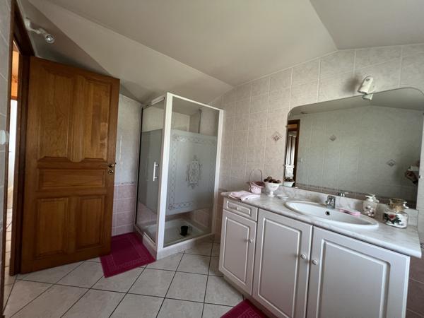 Maison 5 pièce(s) 4 chambre(s) 188.04 m²