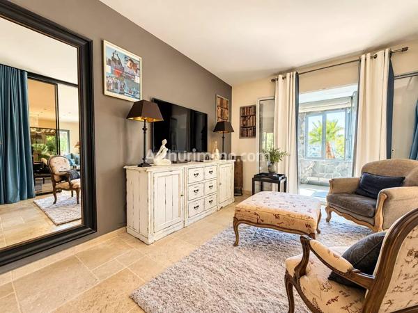 Vente                                                      Villa
                        
                     5 pièces                                         à Sainte-Maxime