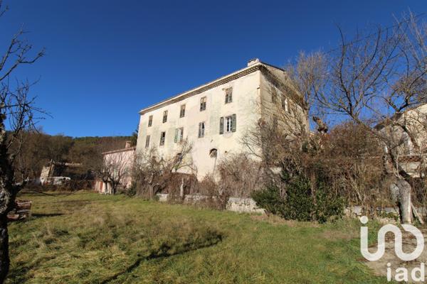Bastide 10 pièces de 257 m² à Comps-sur-Artuby (83840)