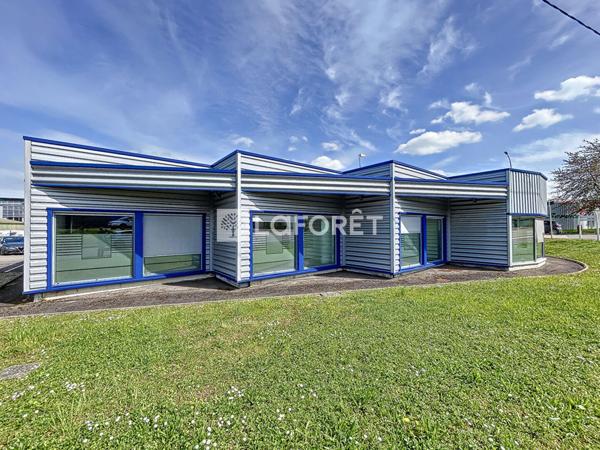 Location local commercial Vesoul - 23 pièce(s) - 383 m² - 5 900 € par mois