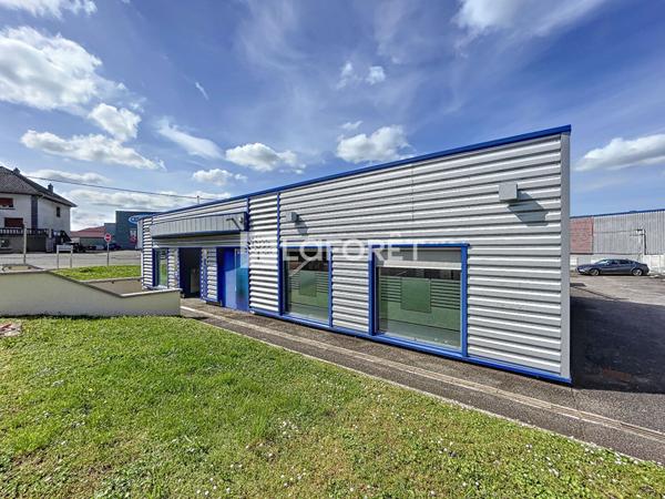 Location local commercial Vesoul - 23 pièce(s) - 383 m² - 5 900 € par mois